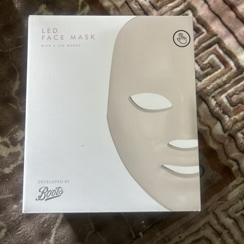 Led face mask - face, boots