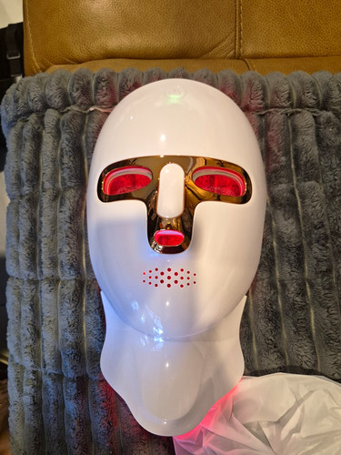 Color led light therapy - 7-color,